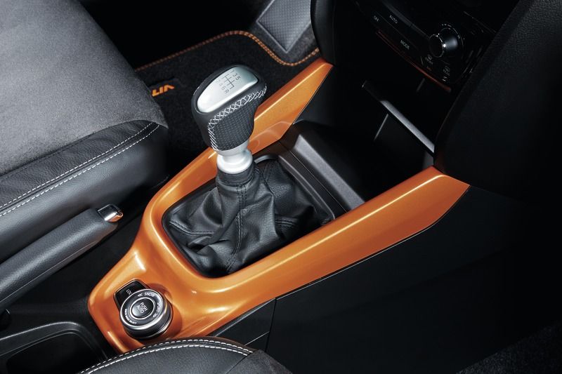 Centre Gear Shift AWD Surround - Orange