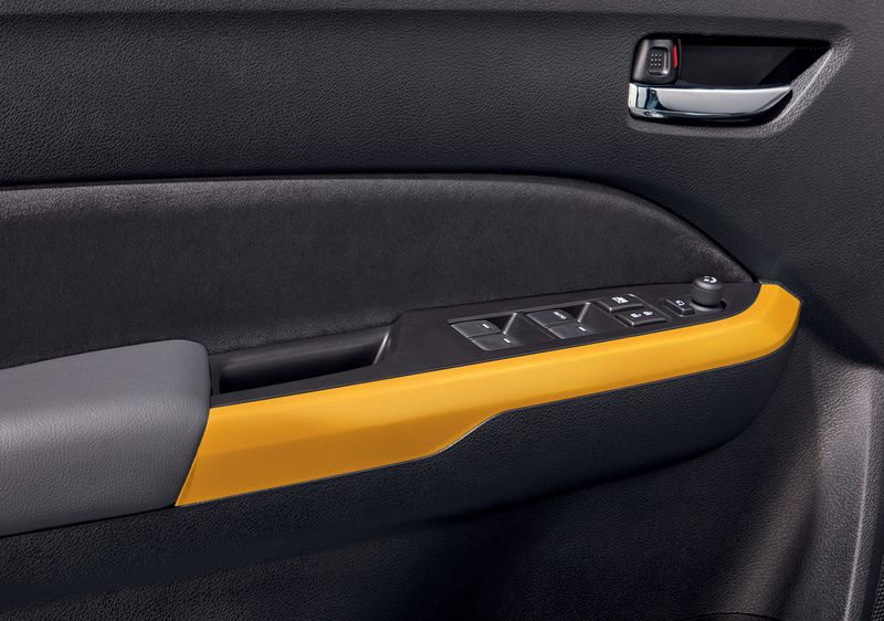 Door Trim Garnish - Yellow